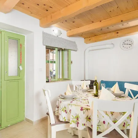 In With Kitchen *