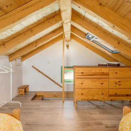 In With Kitchen Punta Kriza