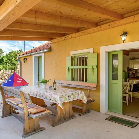 In With Kitchen * Punta Križa