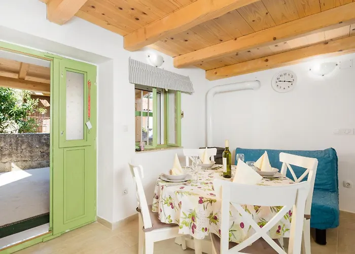 In With Kitchen *
