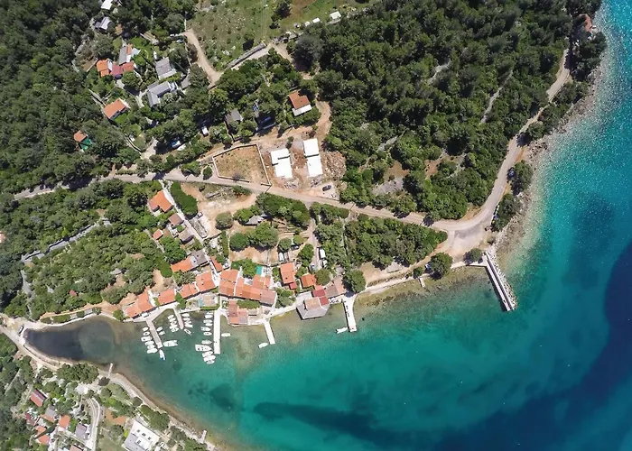 In With Kitchen بيت للعطل Punta Križa